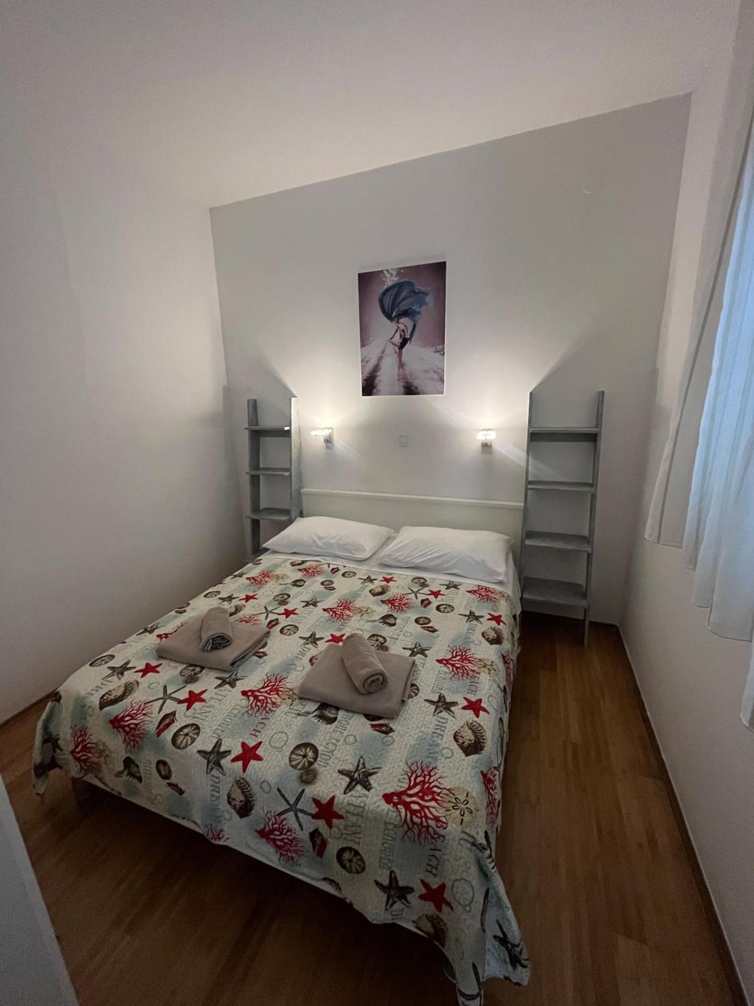 Apartman 3M With Free Parking Сплит Екстериор снимка